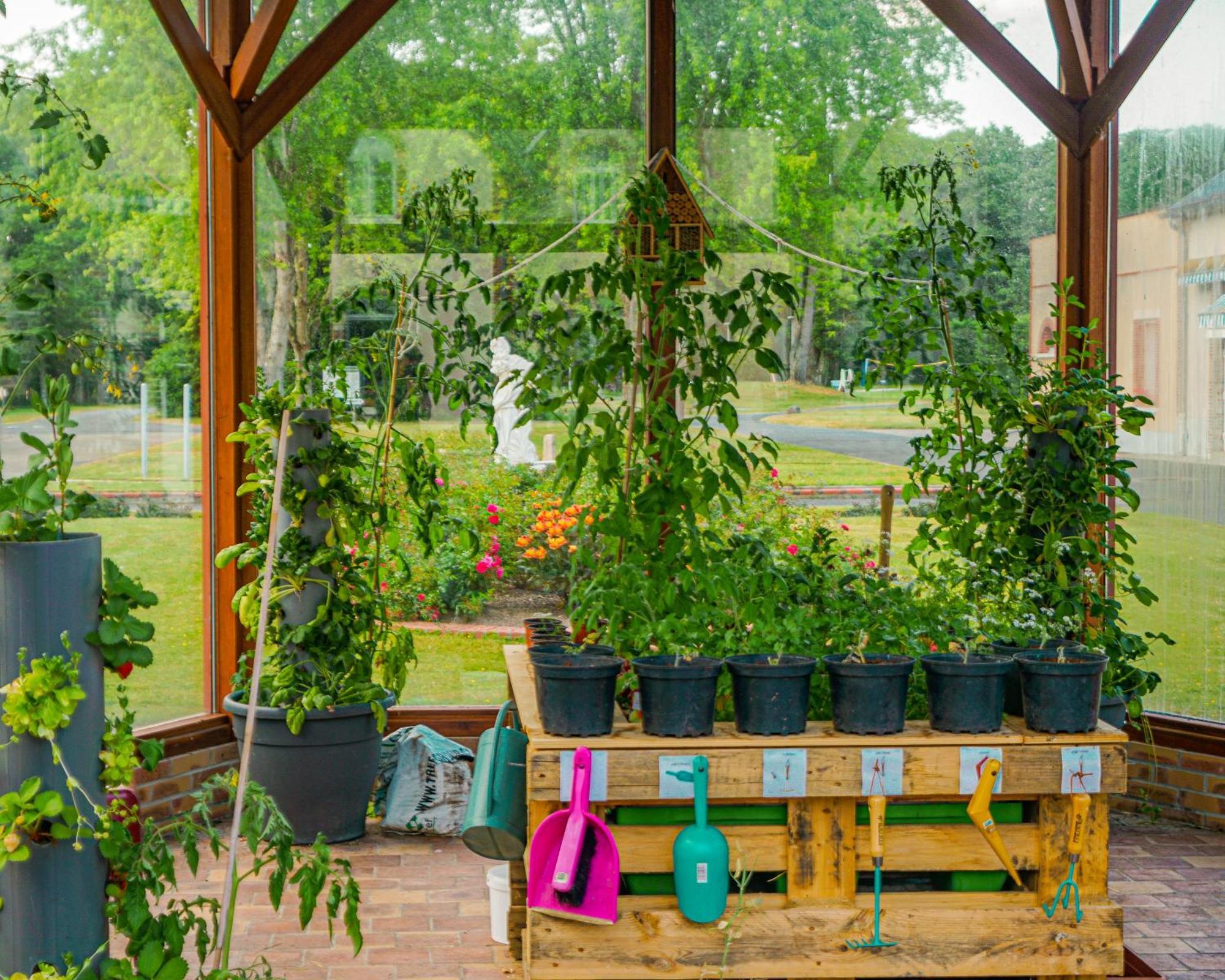 Hotel-Restaurant Domaine De La Grande Garenne Neuvy-sur-Barangeon ภายนอก รูปภาพ